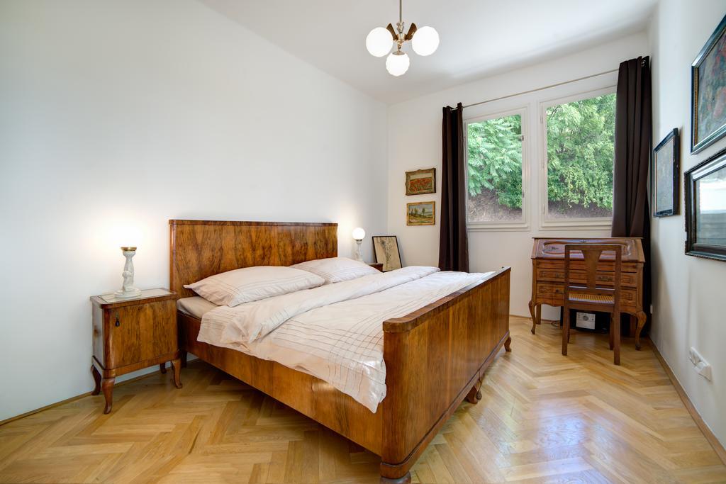 Nosislav Apartments * Nosislav